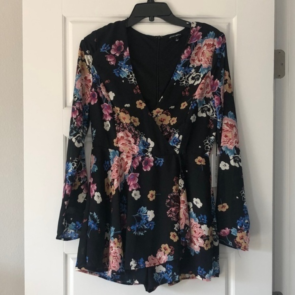 Cotton Candy LA Long Sleeve Floral Romper NWT
